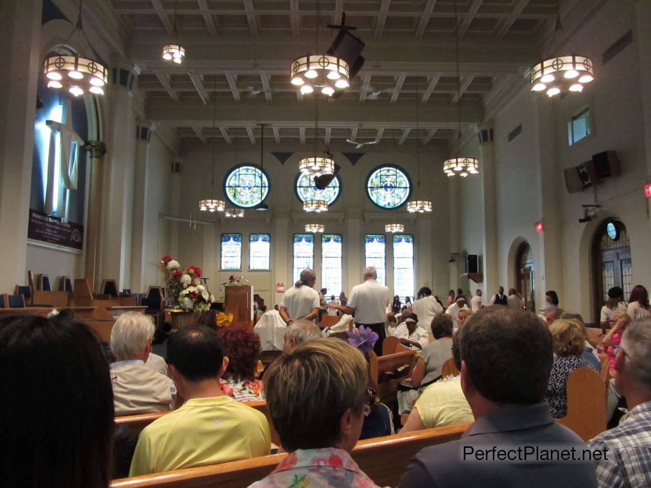 Interior Memorial Baptist Church