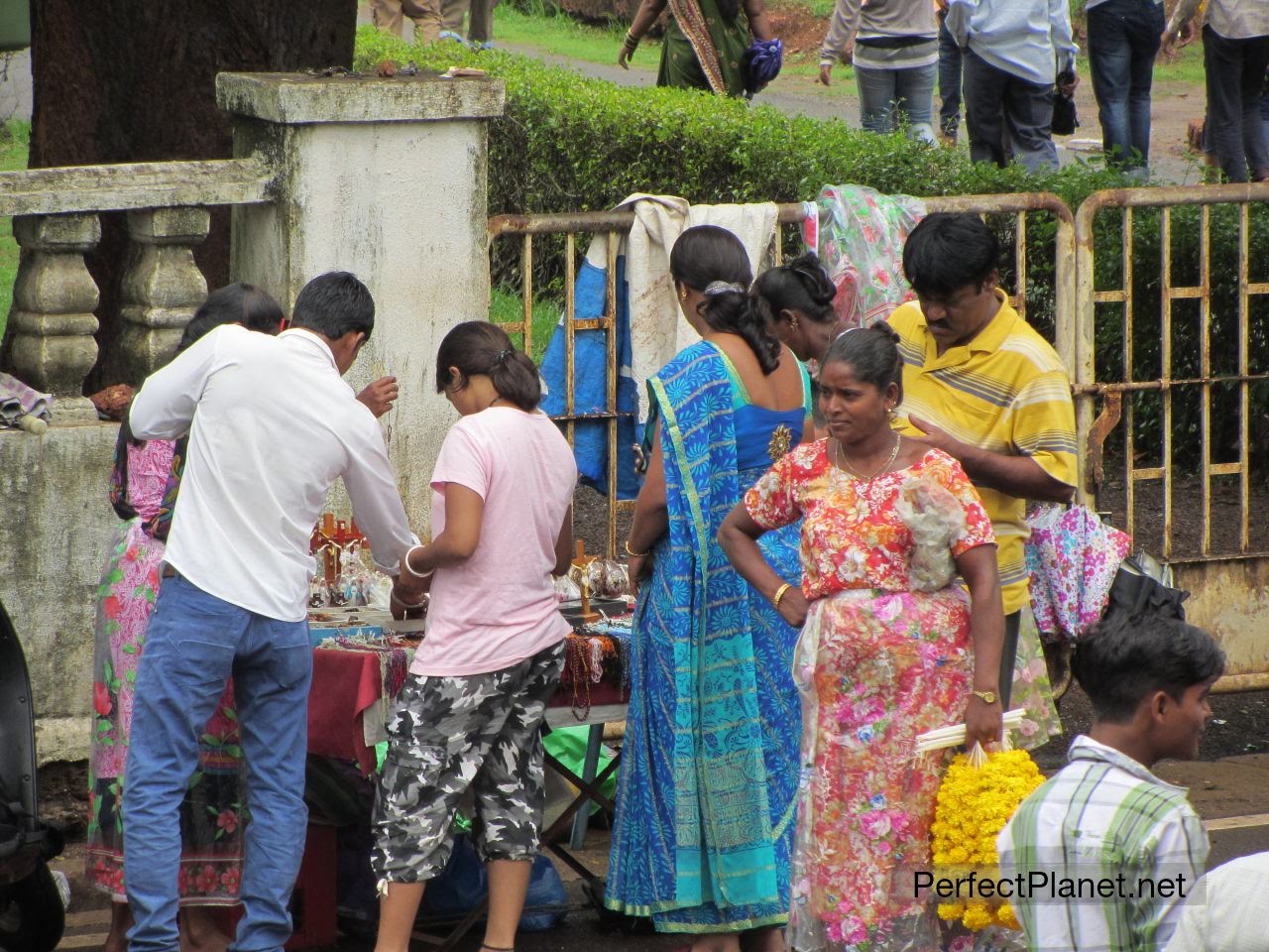 Old Goa sellers