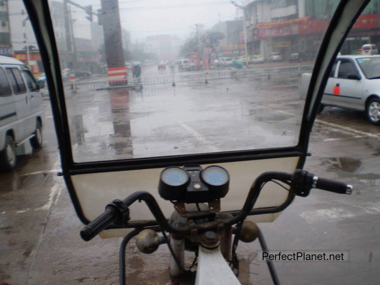 Tuk tuk for six people