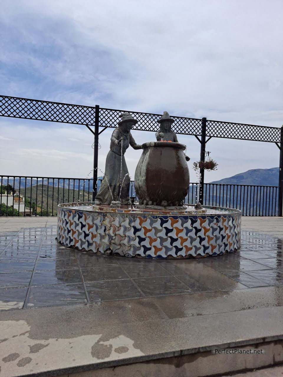 Fountain of the Witches and Embrujo Viewpoint