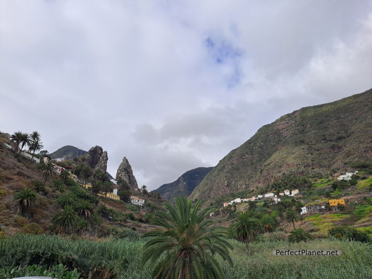 Roques de Pedro y Petra