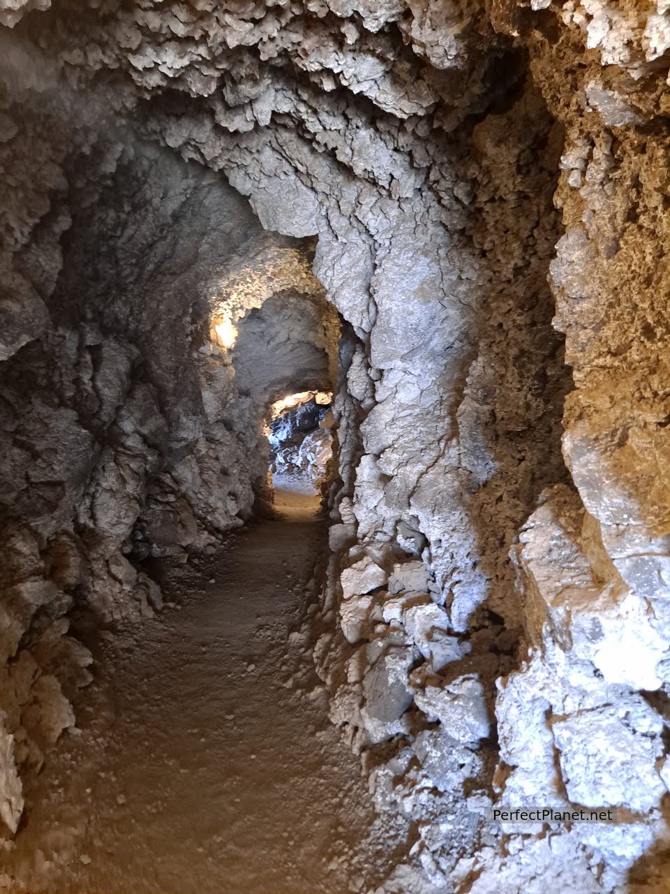 Túnel de acceso