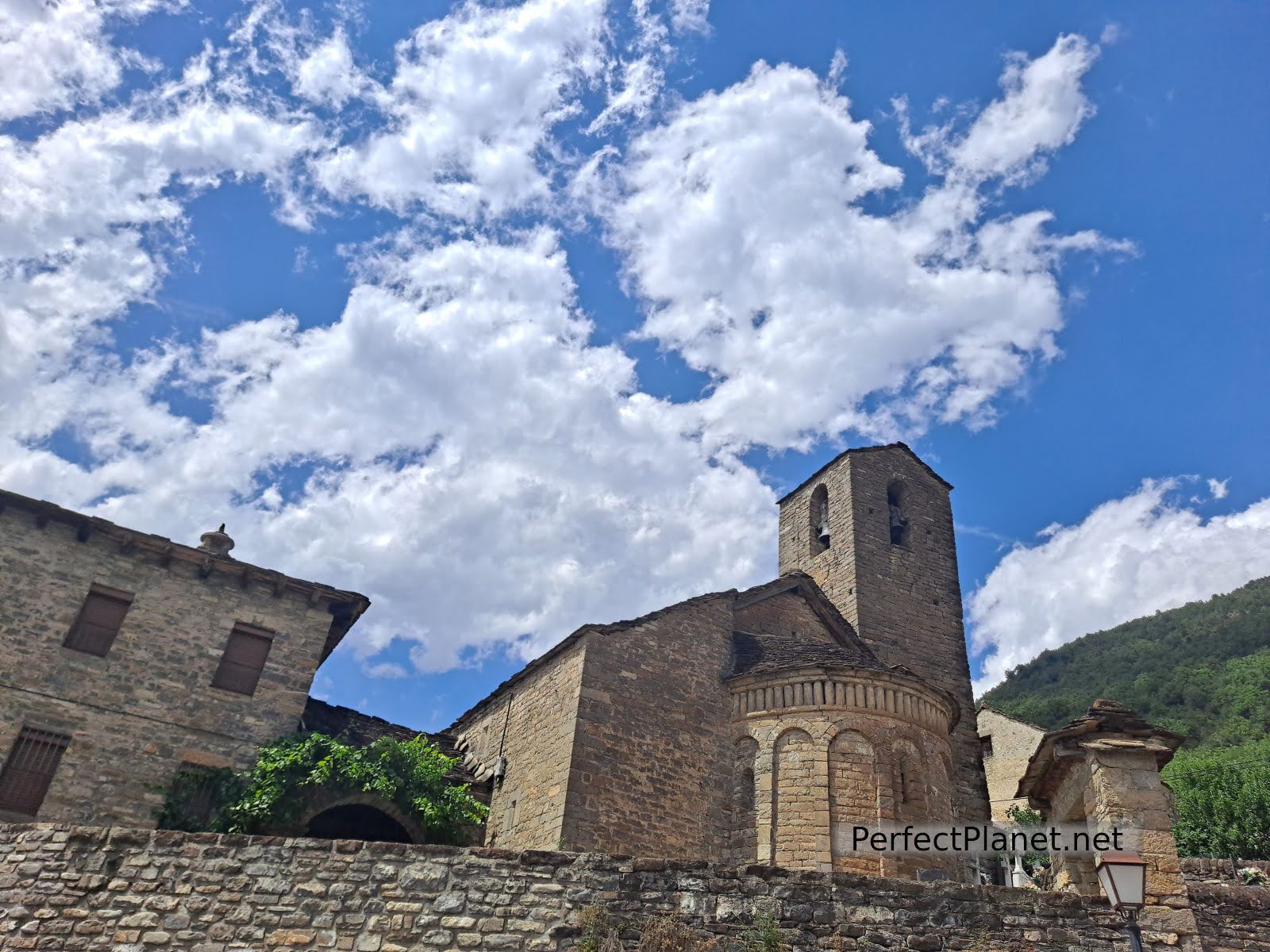 San Martín de Oliván church