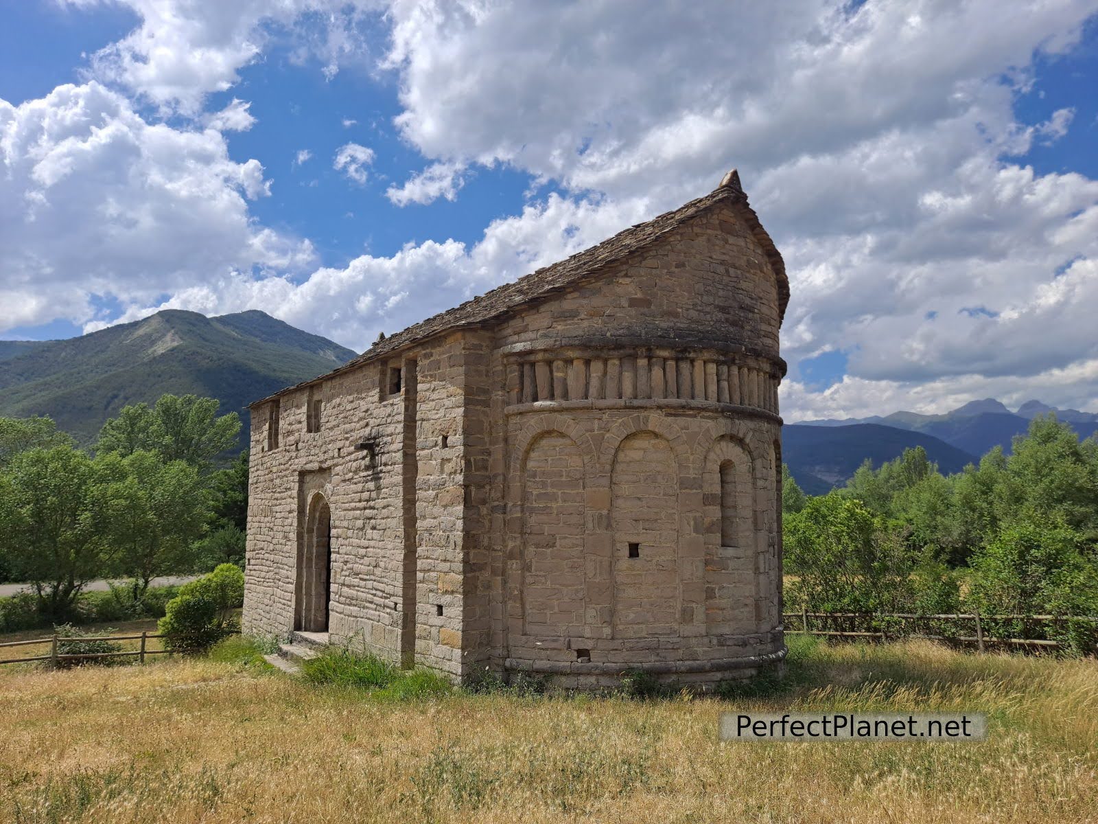 Iglesia San Juan de Busa