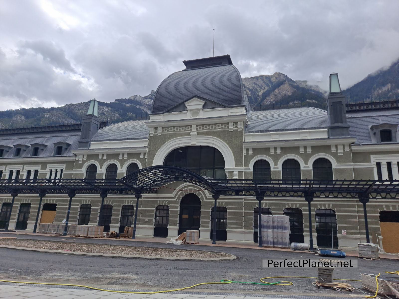 Estación de Canfranc