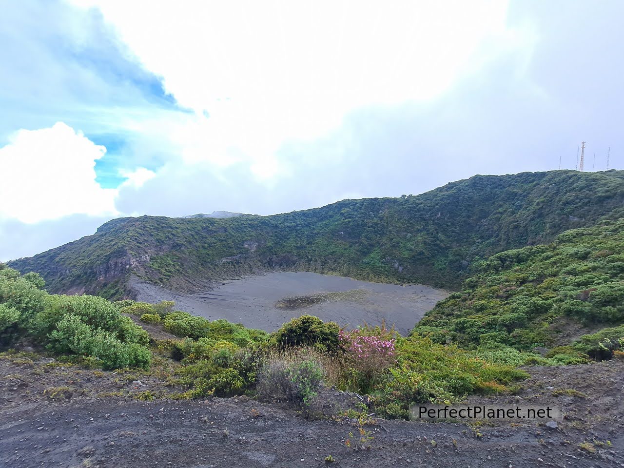 Diego de la Hoya crater