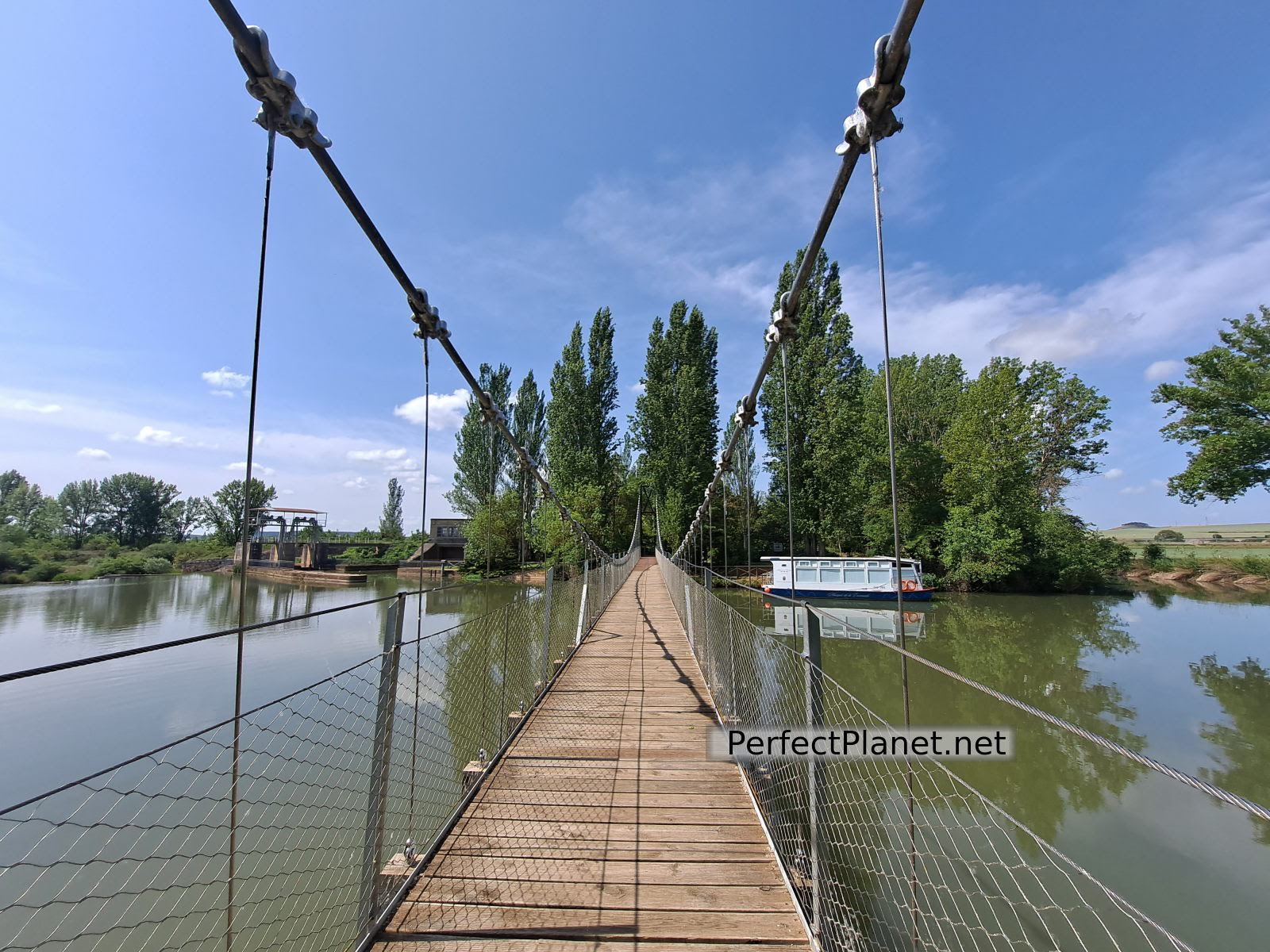 Puente colgante Herrera