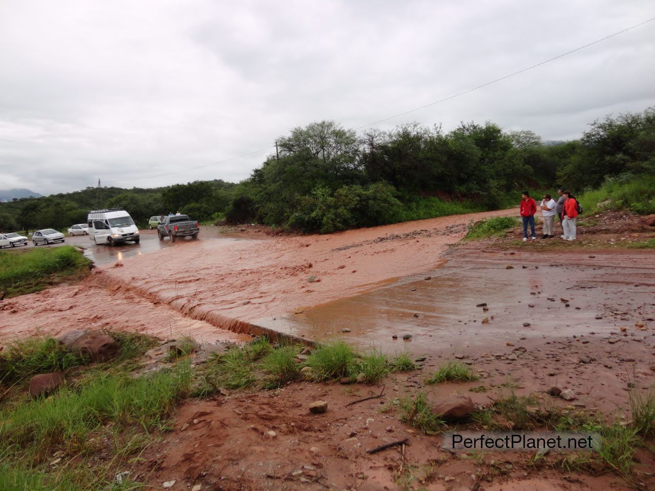 Carretera desbordada