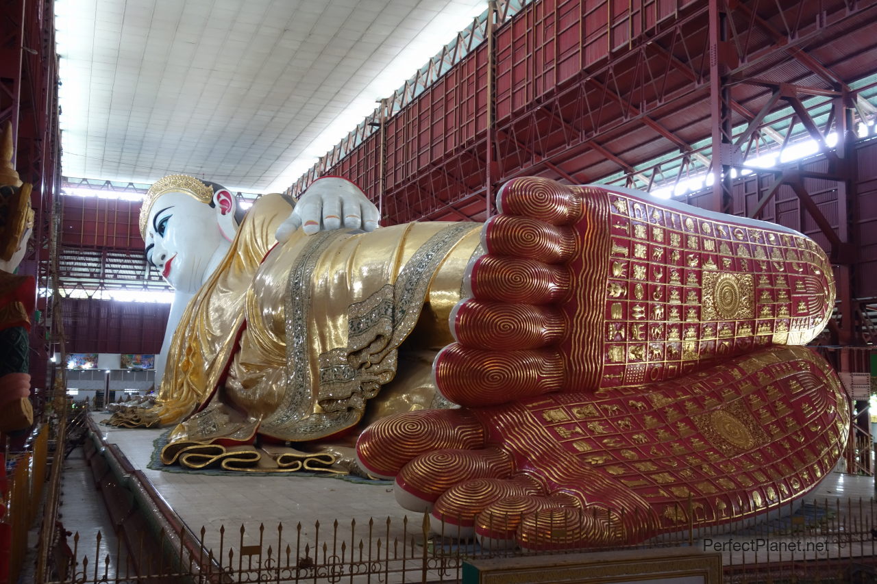 Buda recostado en Chaukhtagyi Paya