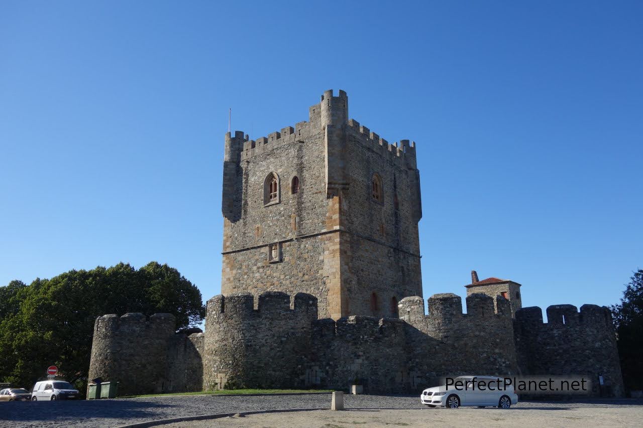 Museo Militar y Torre Menagem