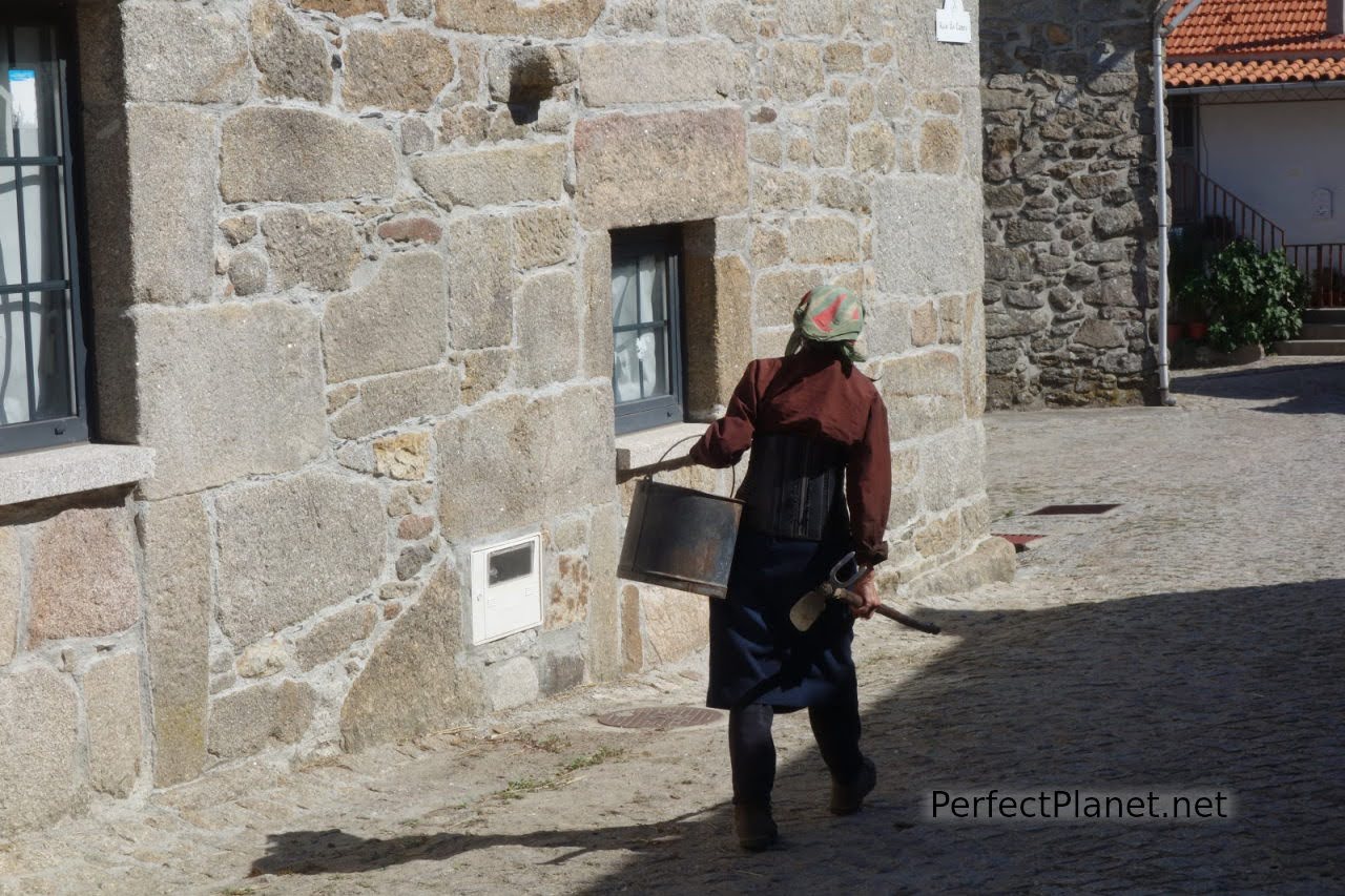 Mujer en Moimenta