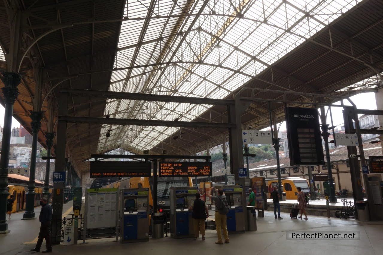 Sao Bento train station