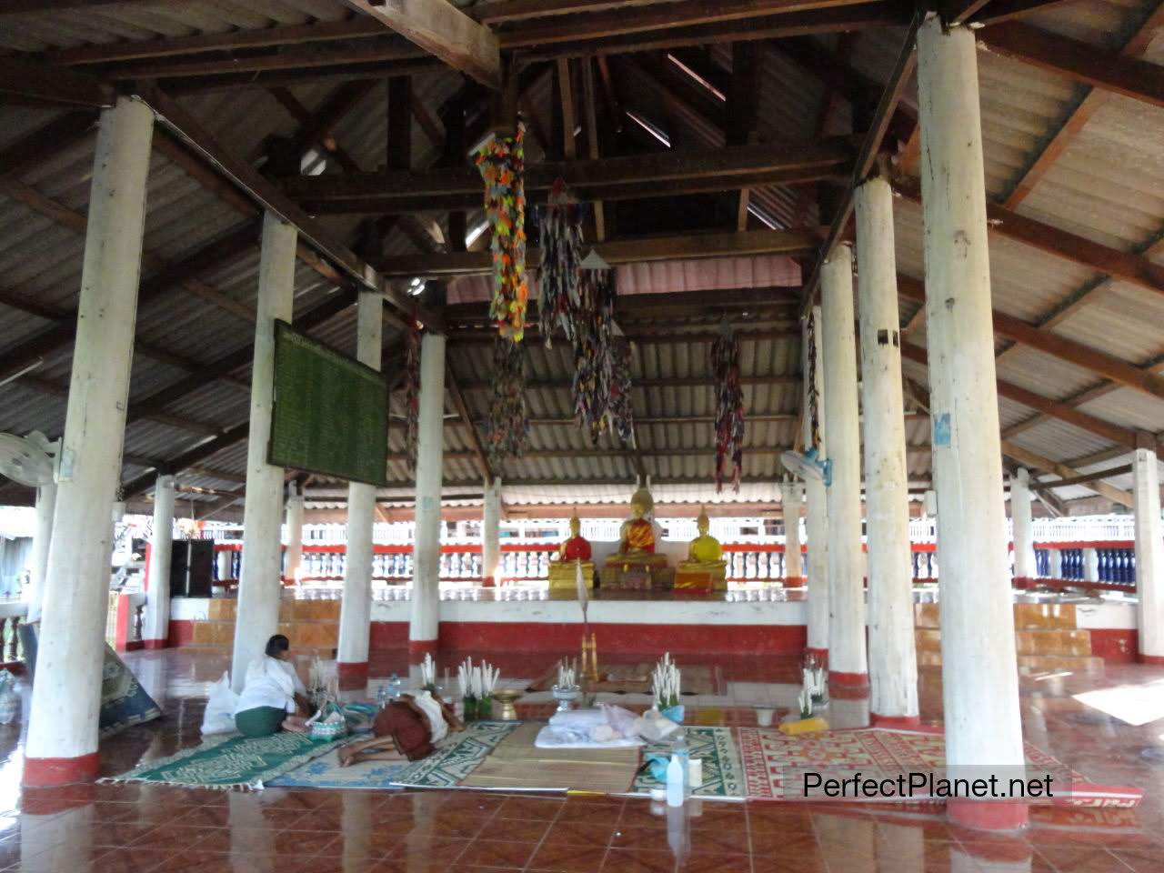 Interior del templo