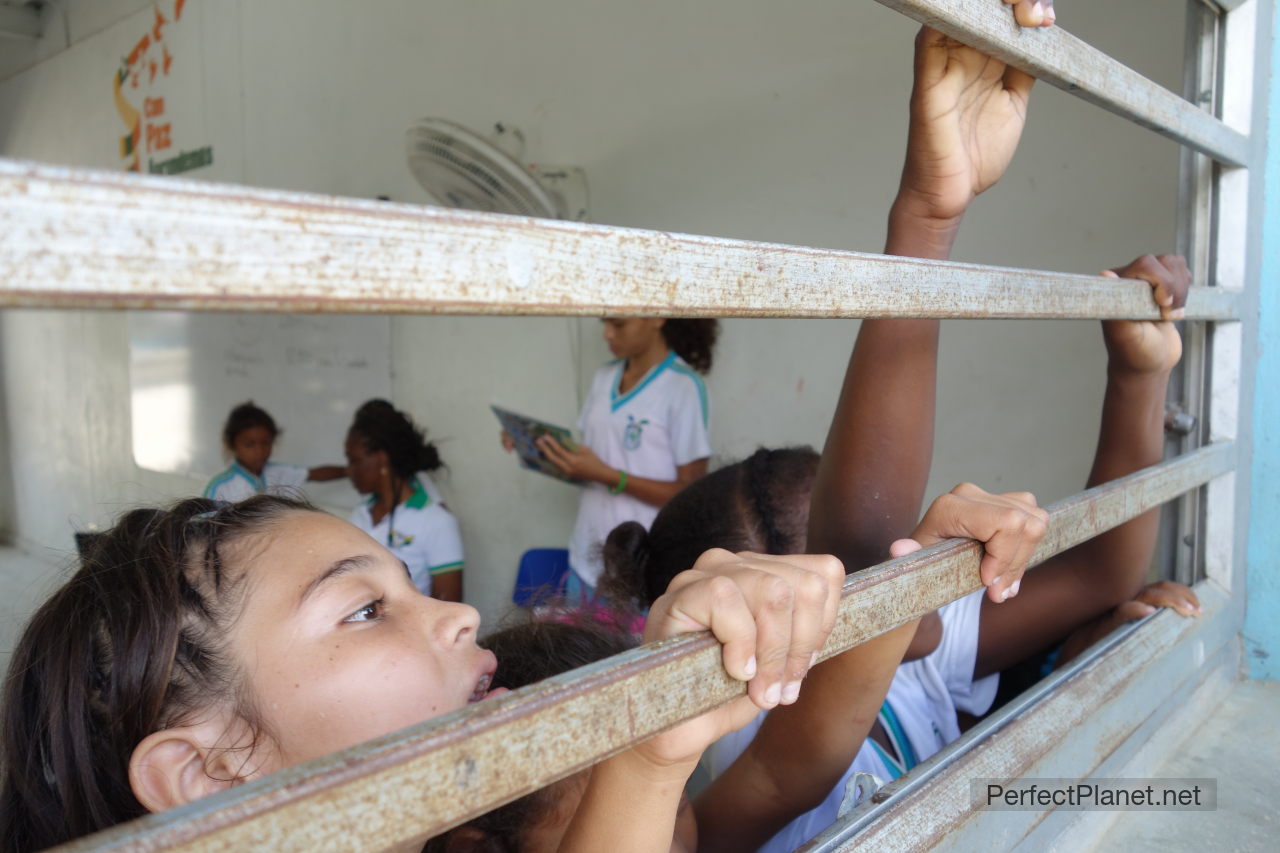 Niños en el colegio Capurganá