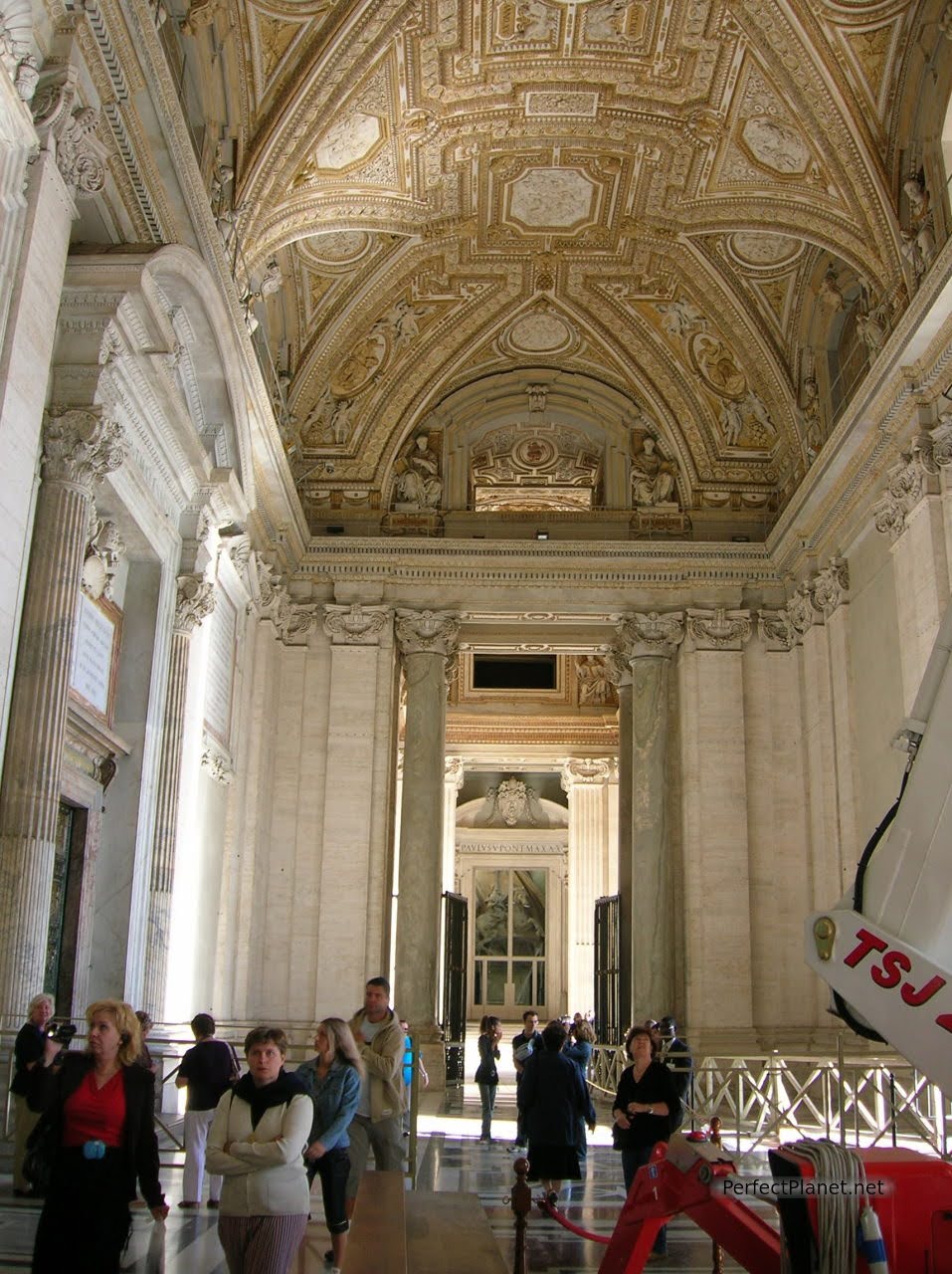 Interior de la Basílica