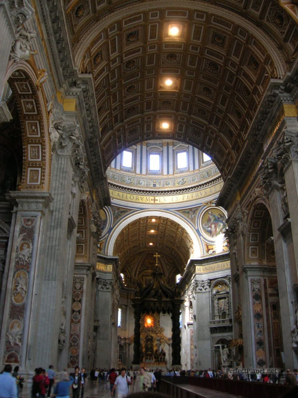 Interior de la Basílica