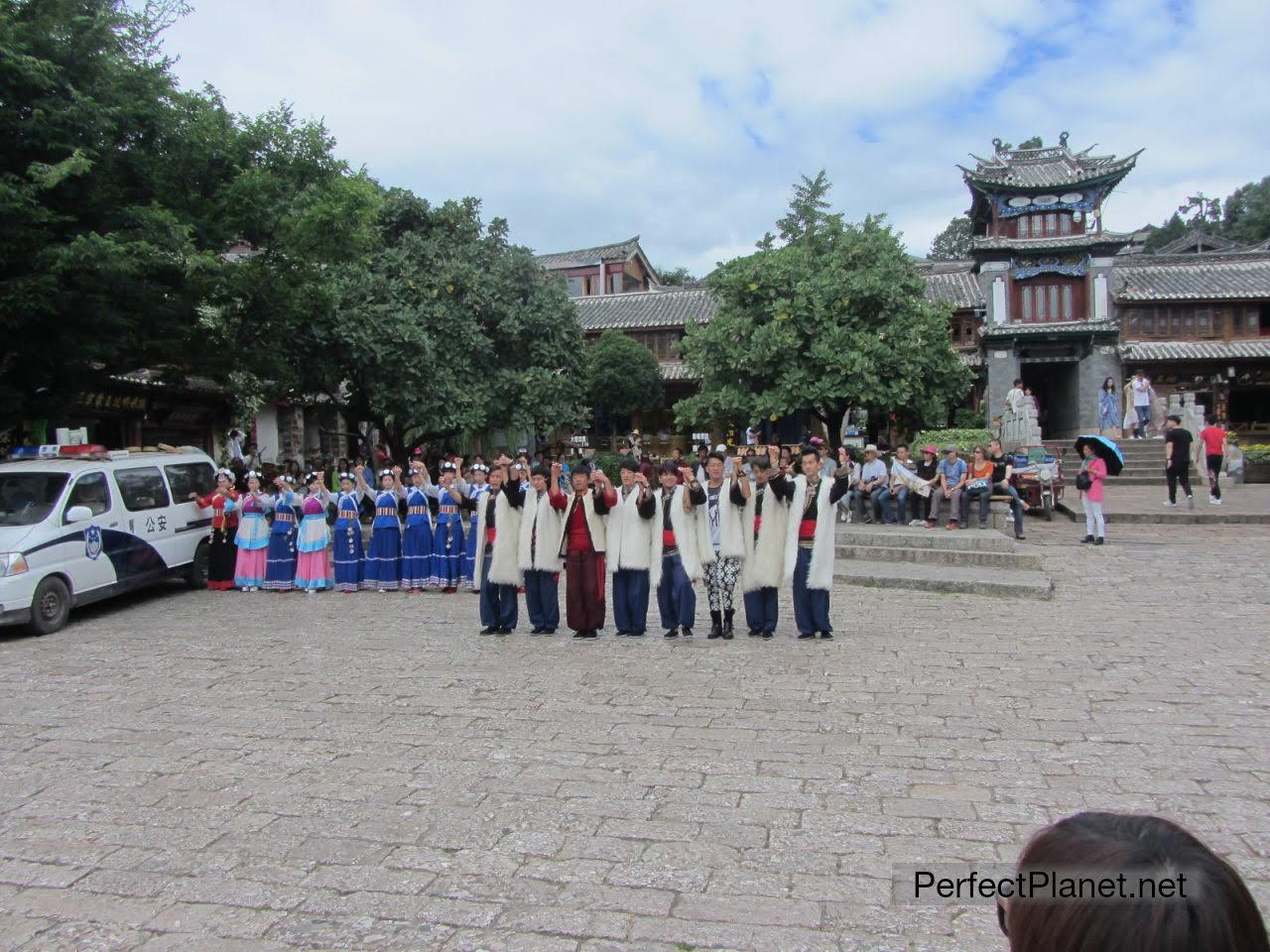 Bailes tradicionales en Lijiang