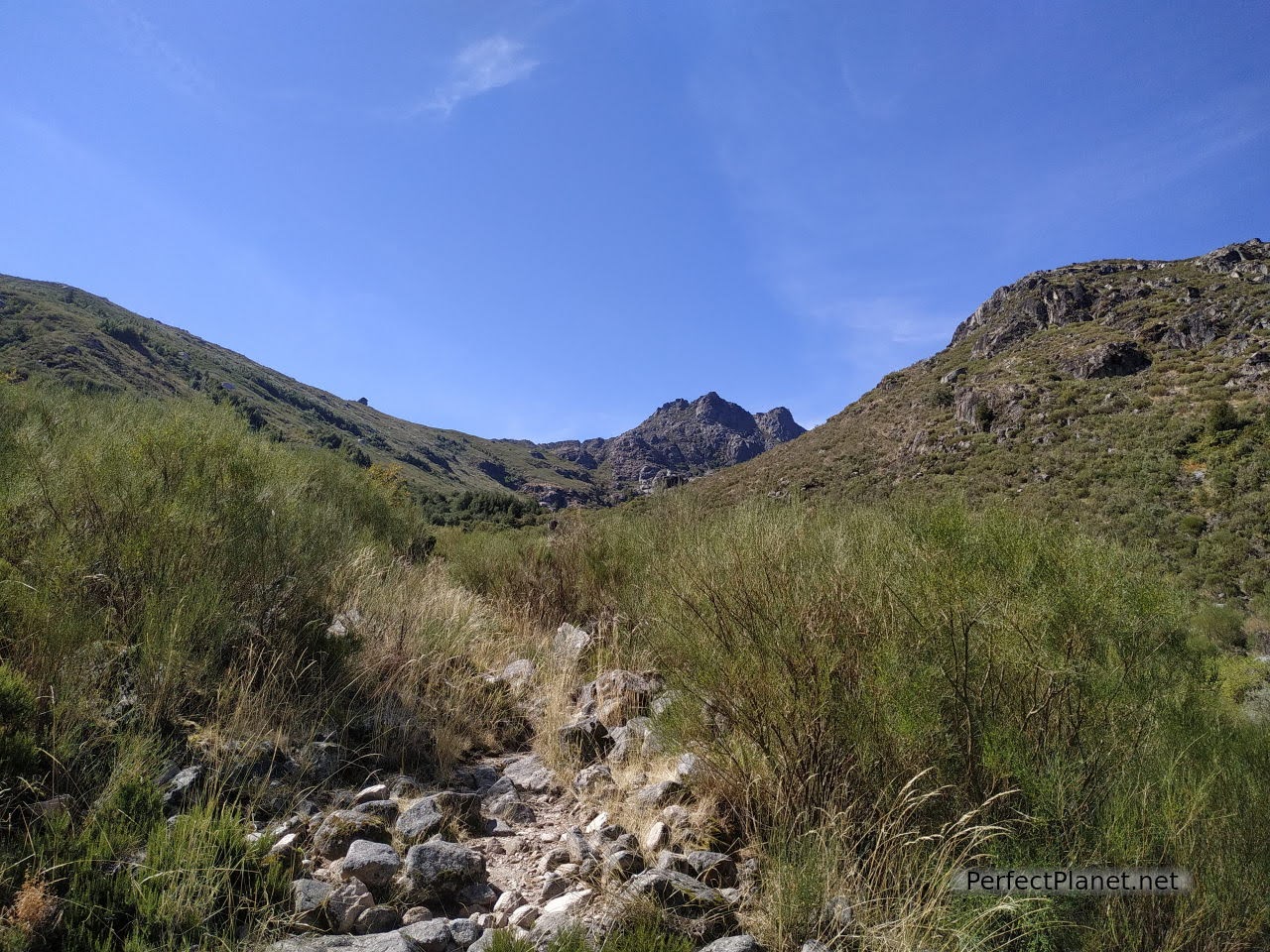 Zezere Glacier Valley route