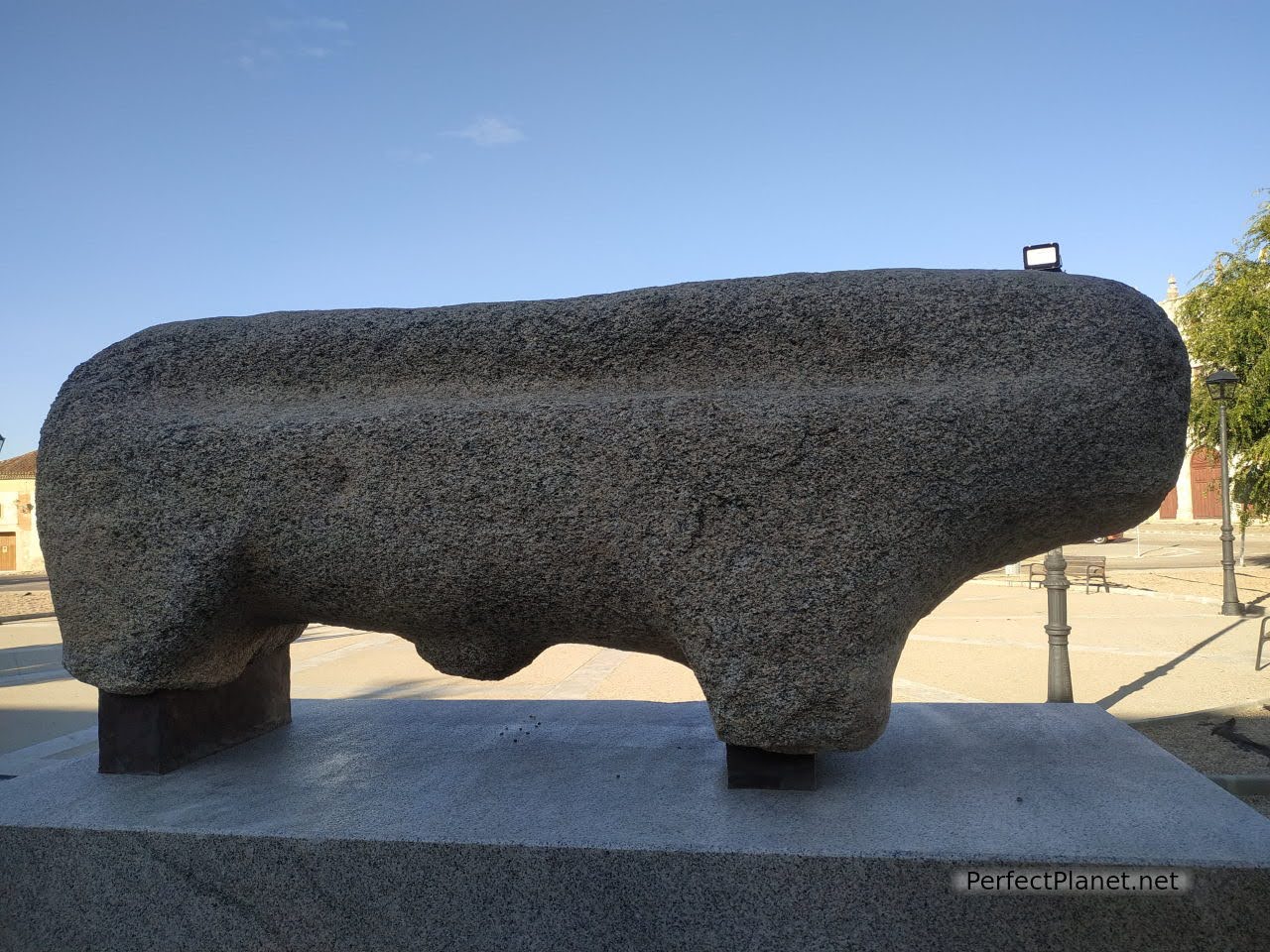 Toro de piedra