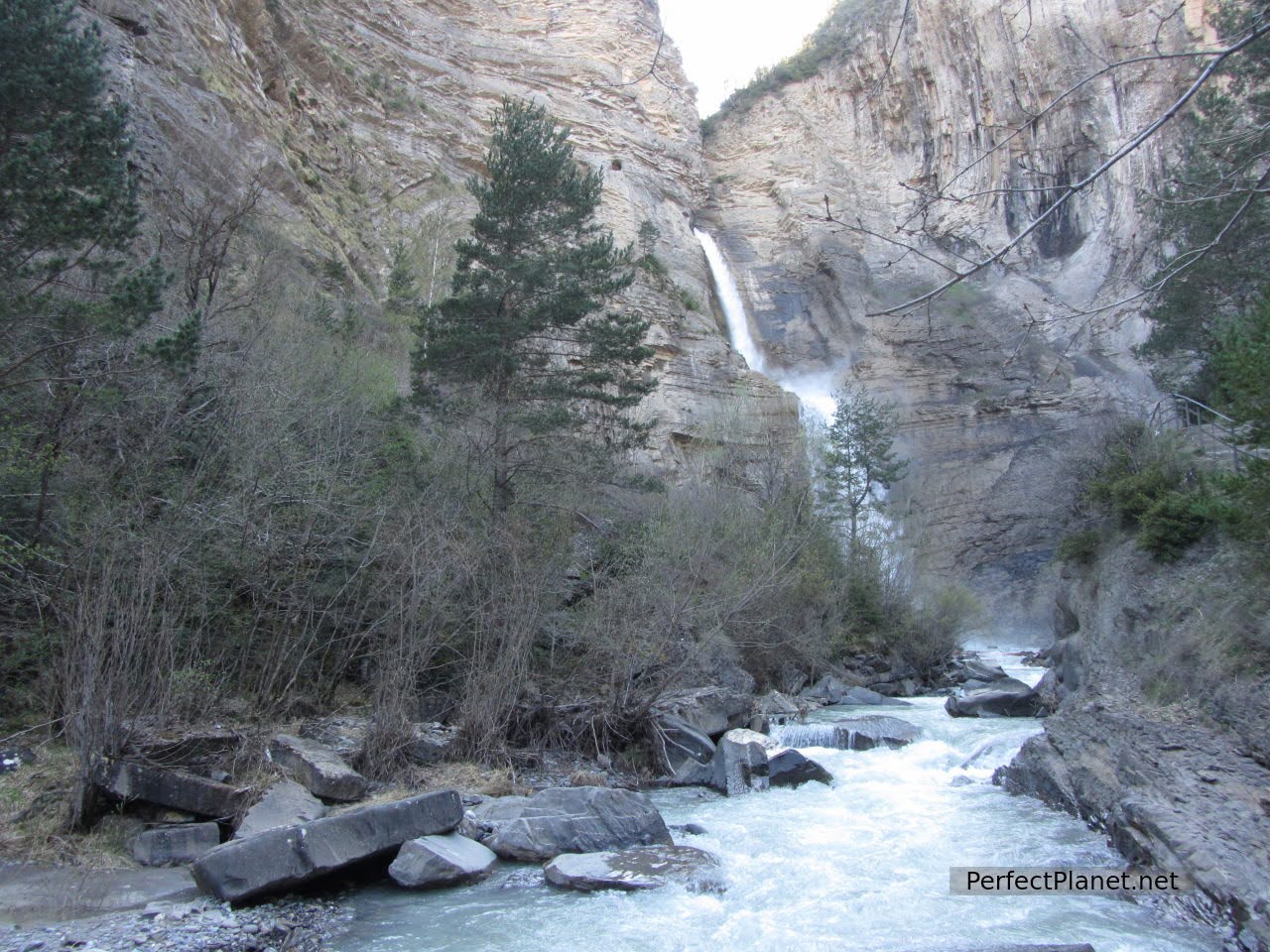 Cascada del Sorrosal