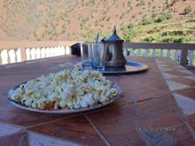 Popcorns wiht mint tea